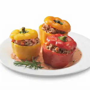 Перец фаршированный мясом и рисом тушёный